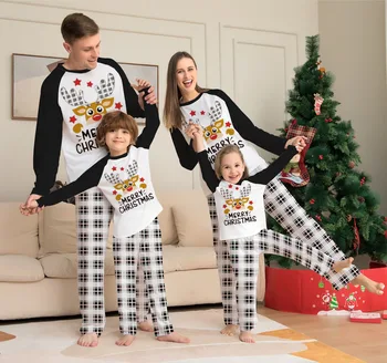 Комплект одежды для взрослых и детей, повседневные мягкие пижамы, Рождественская семейная пижама с Веселым рождественским буквенным принтом, подходящие для семьи наряды